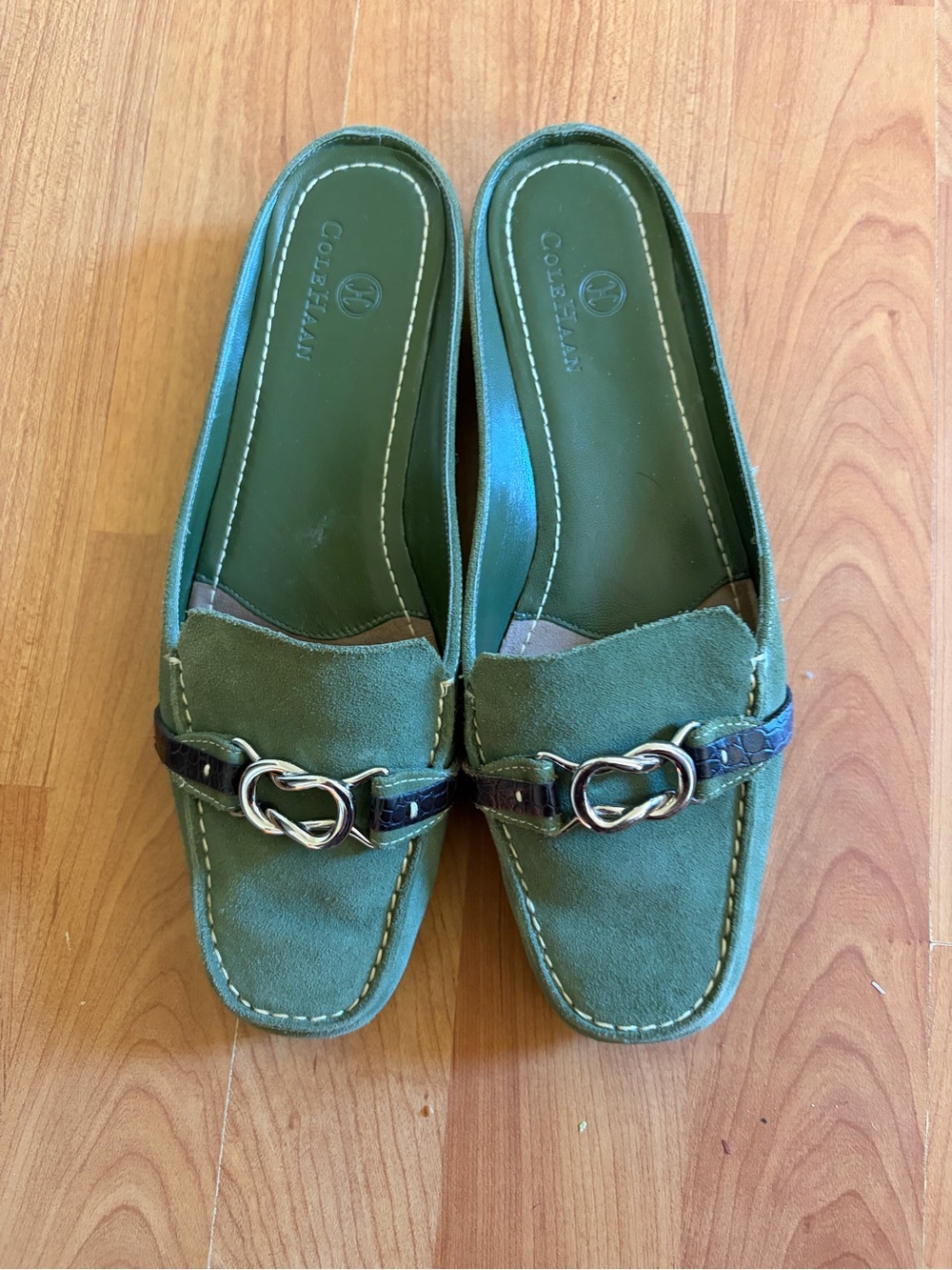 Cole Haan Moss Mules Green Suede Slip-On Loafers with Gold Hardware Size 7.5b